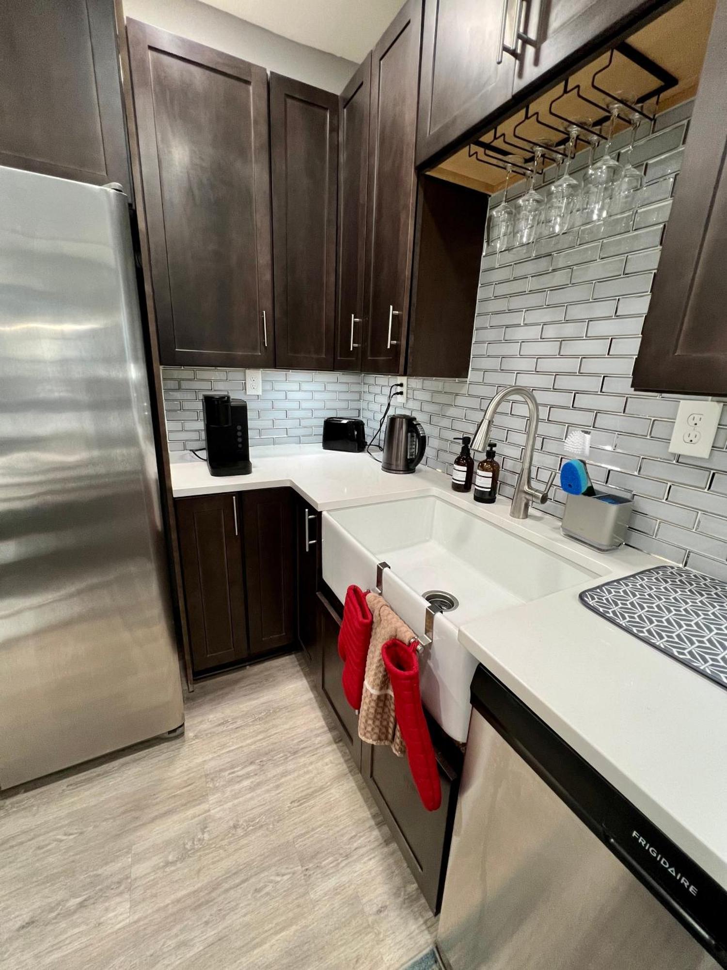 Charming 2Br 2Ba 10 Min Dt Airport By Lsp Homes Atlanta Luaran gambar