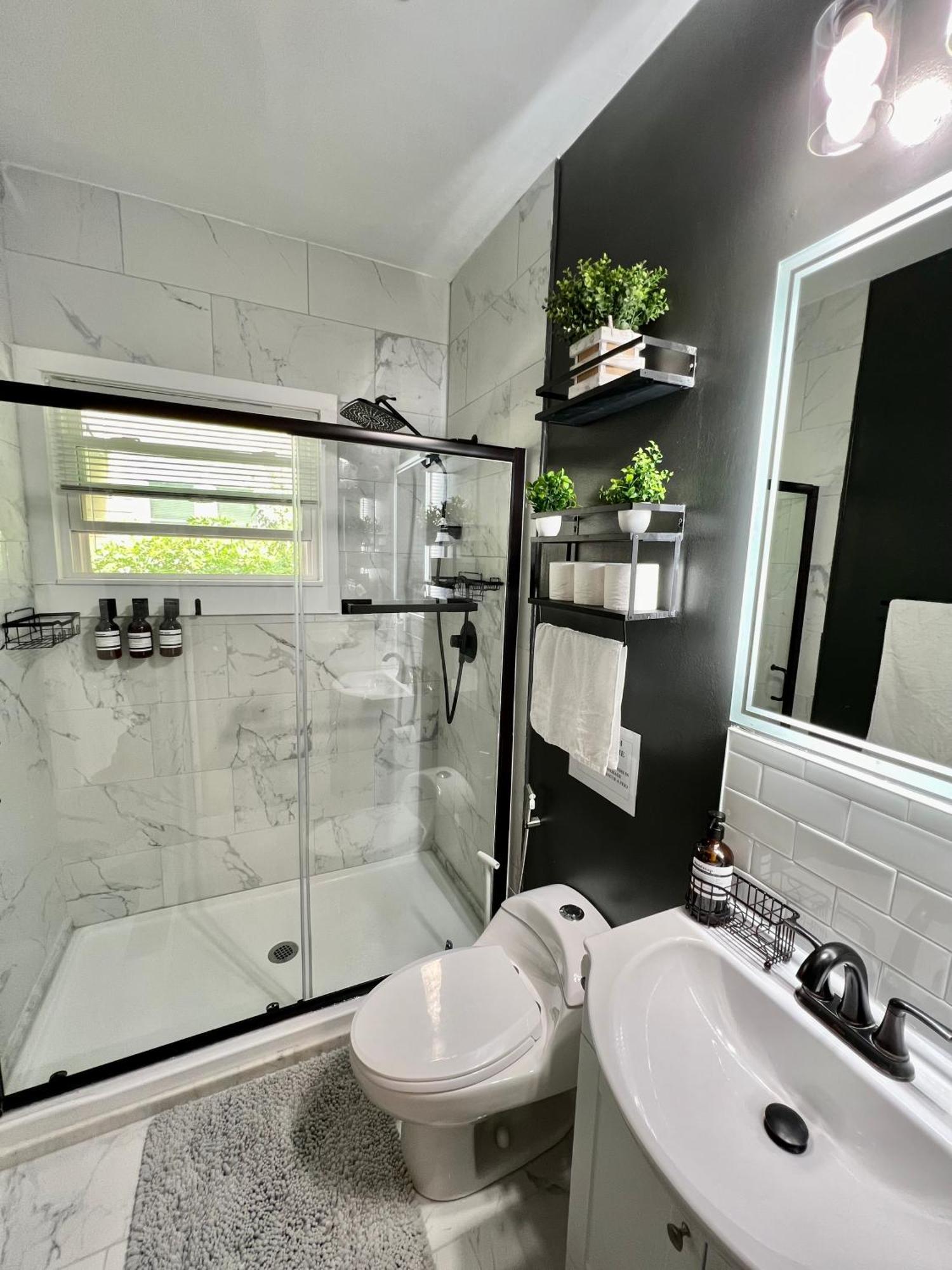 Charming 2Br 2Ba 10 Min Dt Airport By Lsp Homes Atlanta Luaran gambar